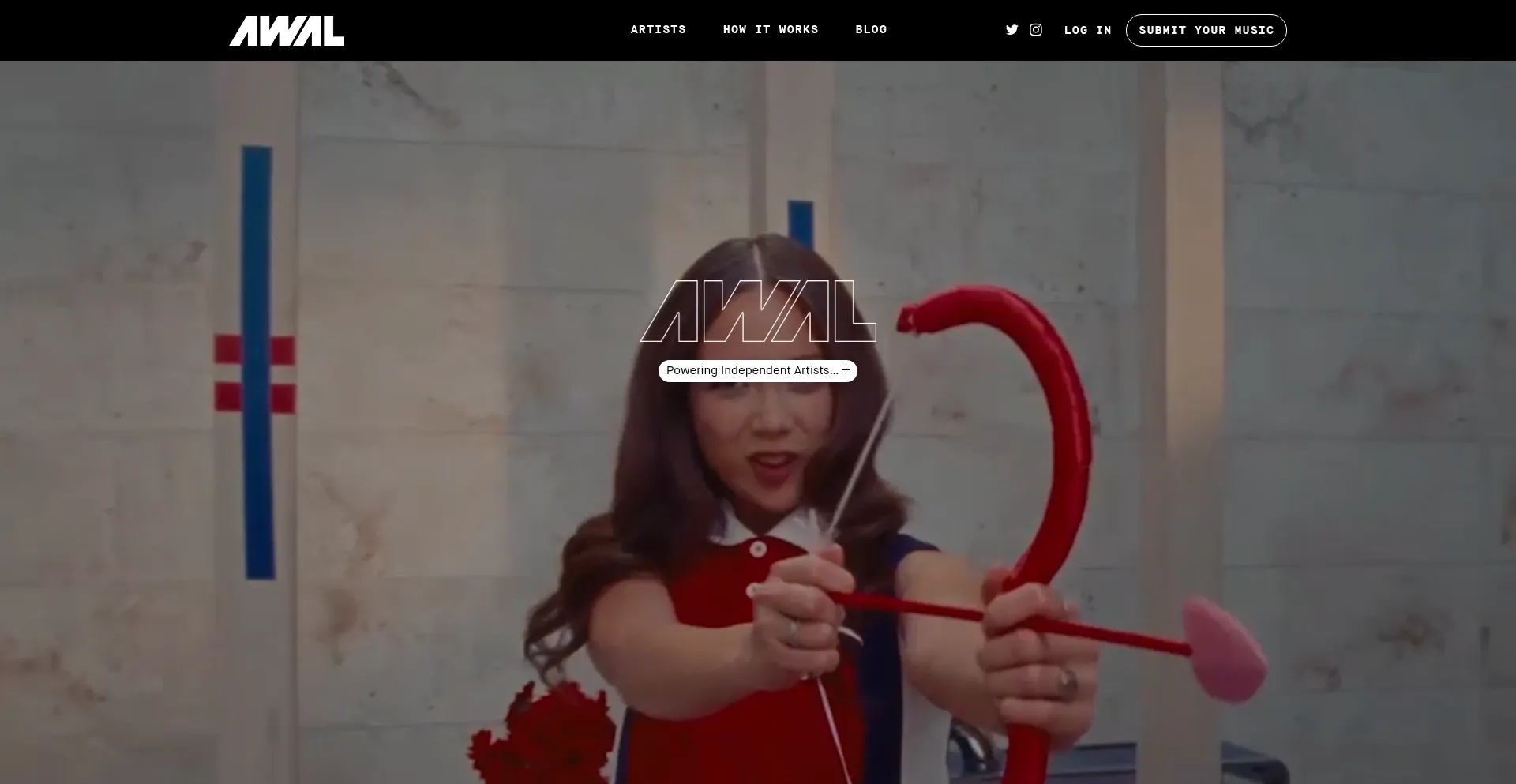 Website screenshot of Awal.com