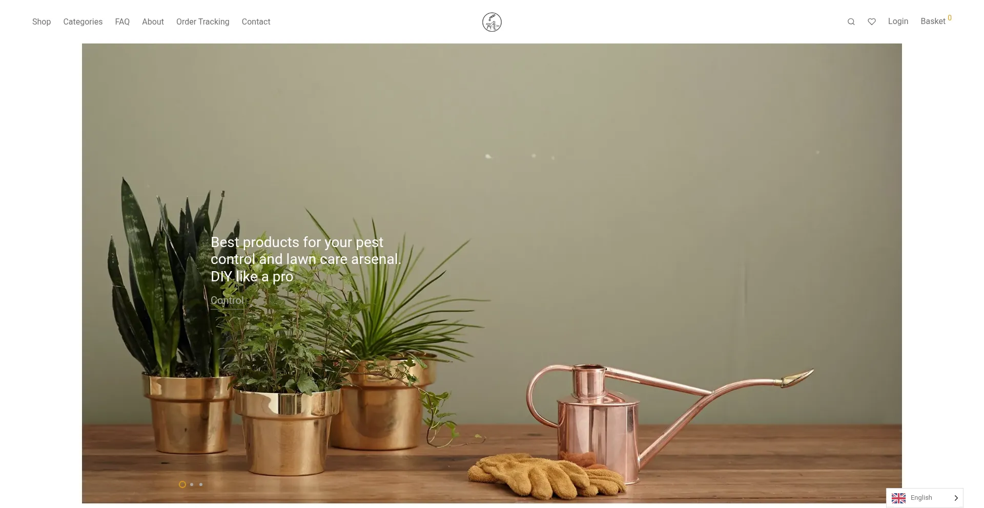 Website screenshot of Critter-gear.com