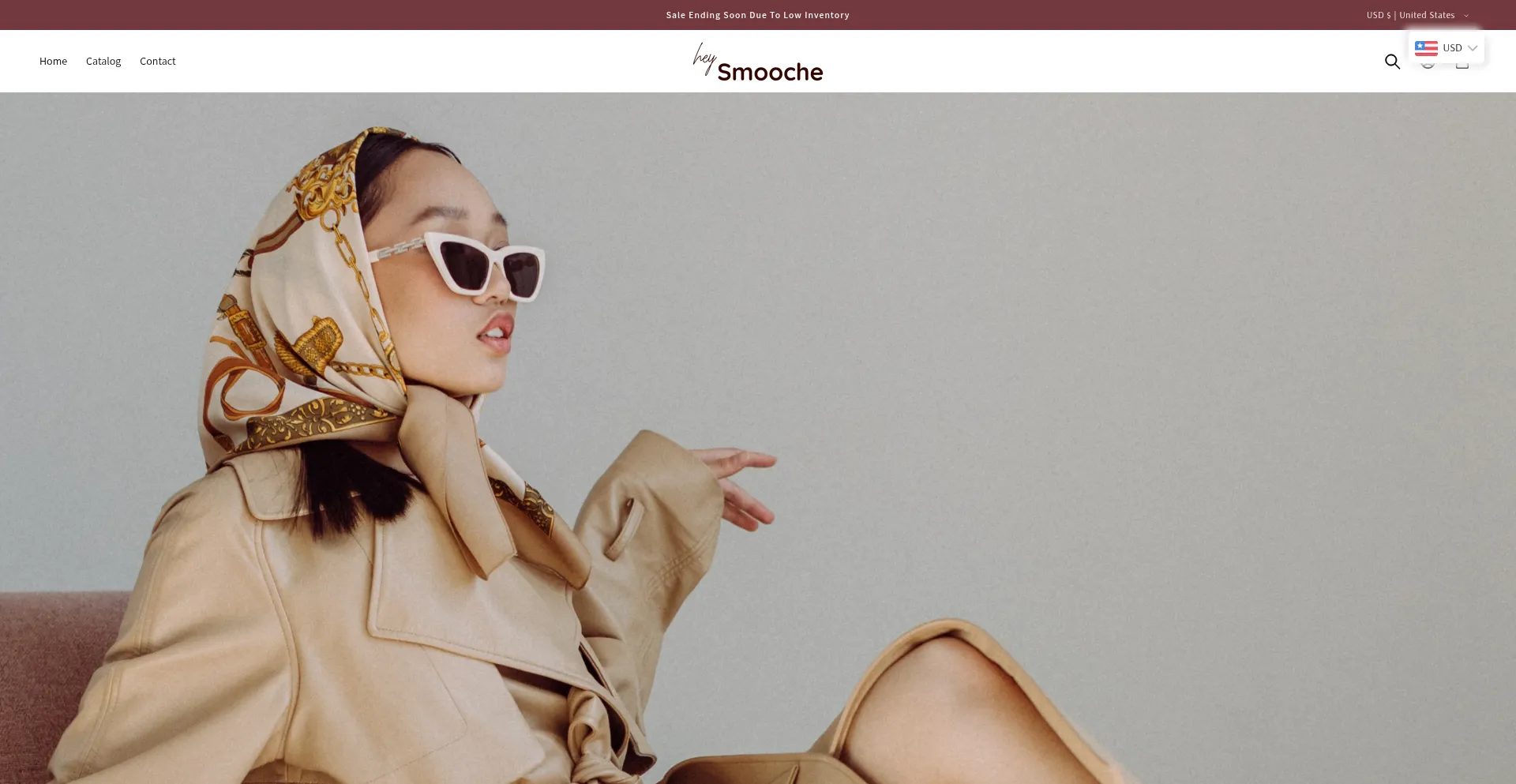 Website screenshot of Heysmooche.com
