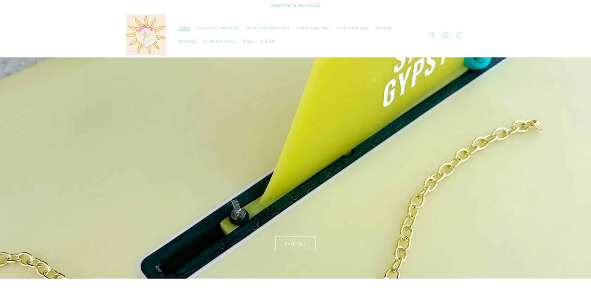 Website screenshot of Saltyglow.shop